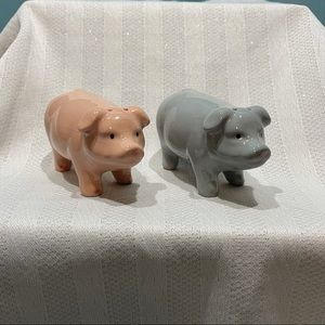 Omnibus Pig Salt and Pepper Shakers